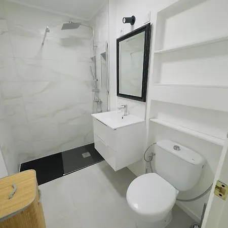 Eugeni Apartment *